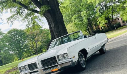Gina's Classic Wedding Car Service