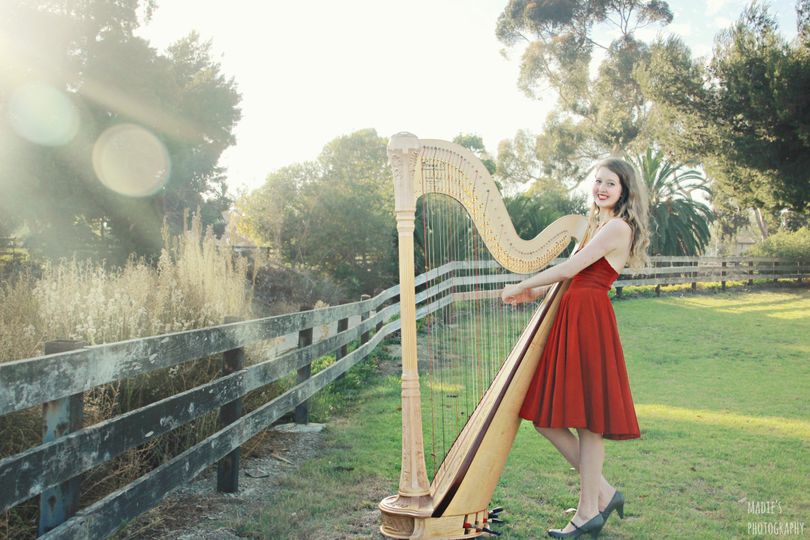 Lauren Roerich Harpist