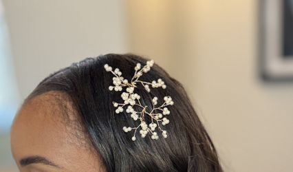 Booji Beauty Bar & Co.