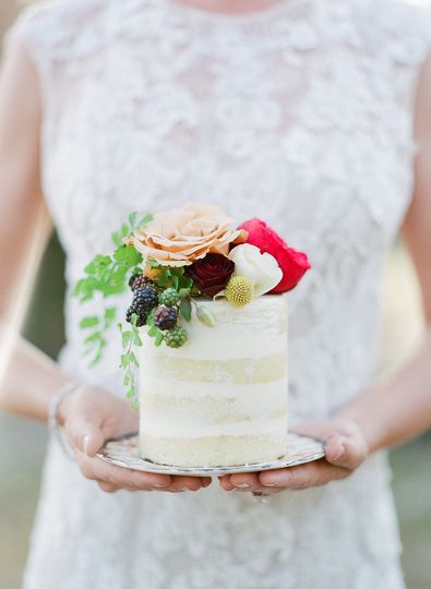 Sweet Cheeks Baking Company Wedding Cake San Diego Ca Weddingwire