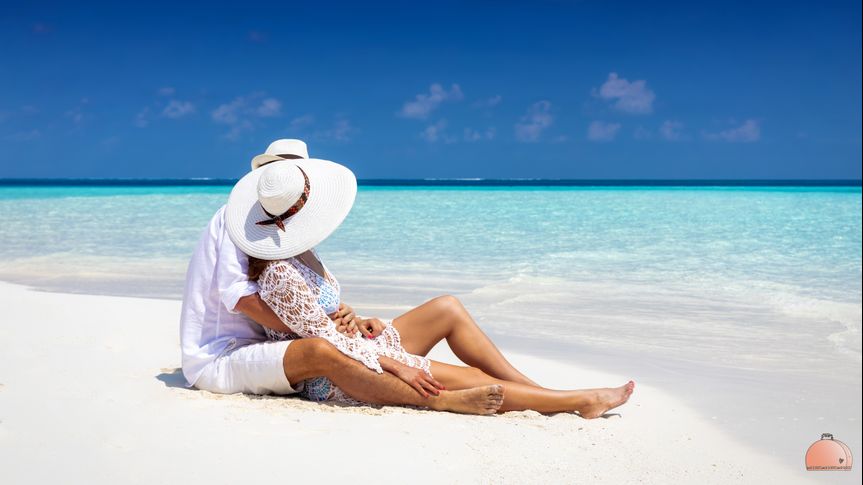 Serenity Suitcase Luxury Travel