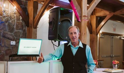 BRETT GASH DJ ENTERTAINMENT