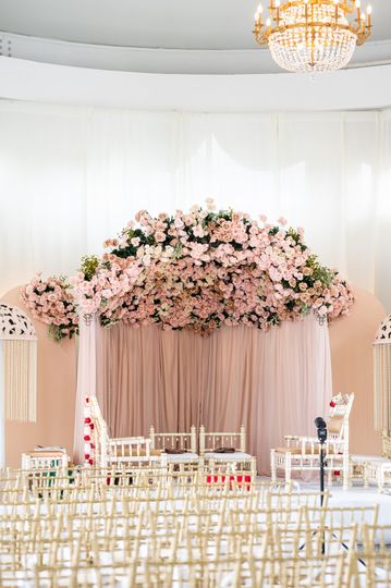 Lax States Floral and Decor