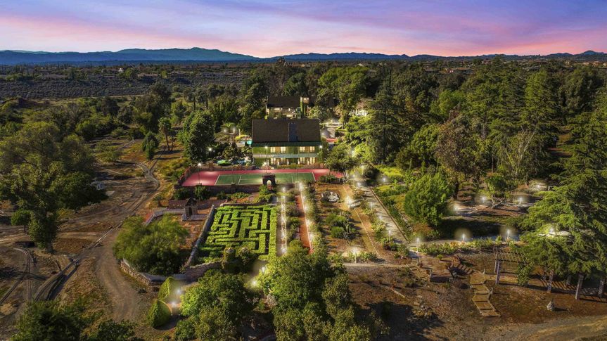 Ivy Manor Weddings and Events