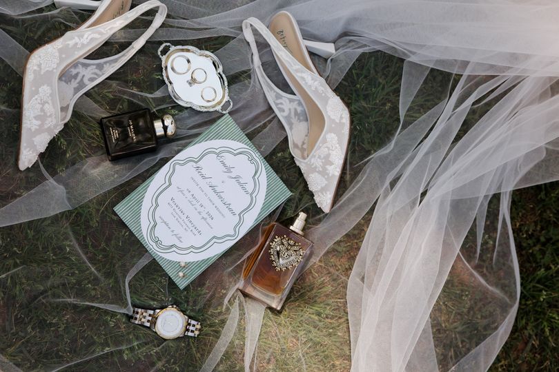 Modern Ivory Weddings
