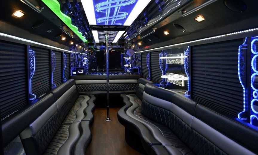 Luxe Limousines, LLC