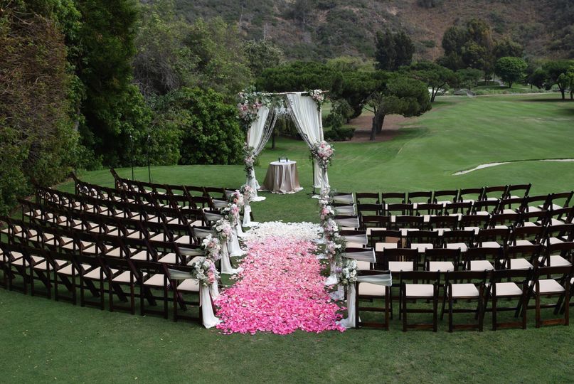 Orange County Beach Weddings Planning Laguna Hills Ca Weddingwire