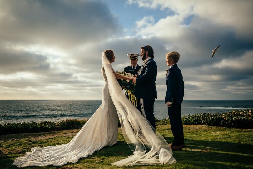 Leaf Wedding Photography
