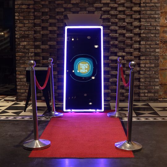 Spotlight Photo Booth