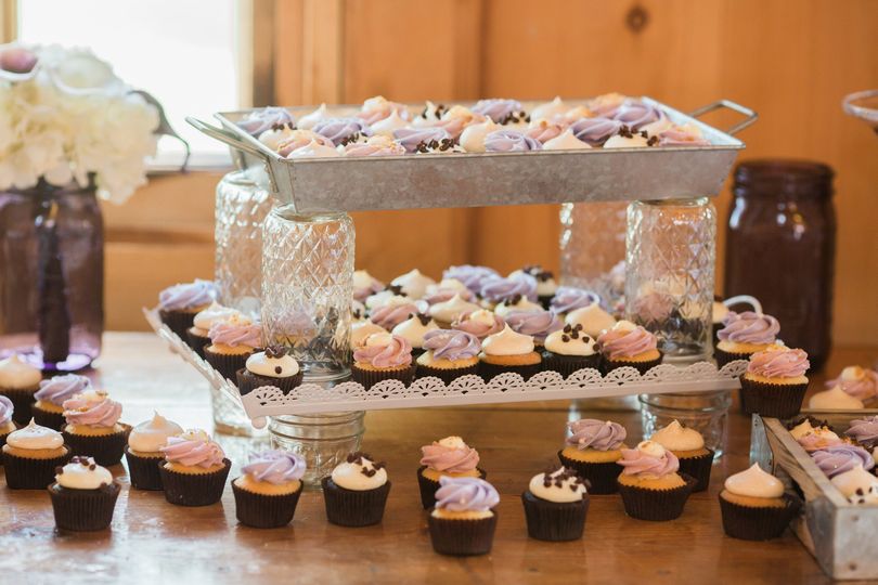 Flavor Cupcakery & Bake Shop - Wedding Cake - Bel Air, MD ...