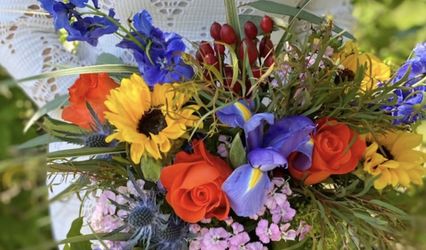Bagoy's Florist & Home