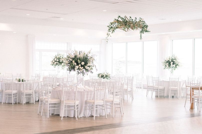 Newport Beach House: A Longwood Venue