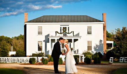 The Benjamin W. Best Country Inn and Carriage House- The Barn at Nooherooka