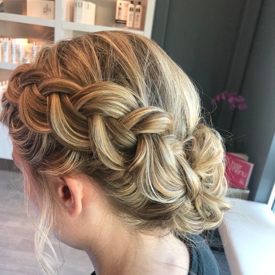 Blo Blow Dry Bar