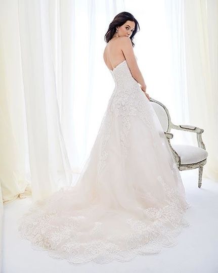 Mayfair Bridal Dress Attire San Antonio Tx Weddingwire