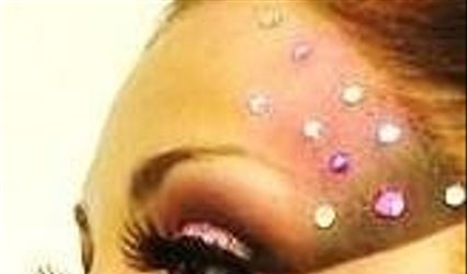 SHAN L. Professional MakeUp Artist & Beauty Specialist.