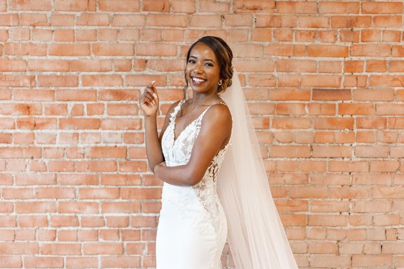 J.Ashlee | Makeup & Skin