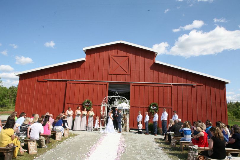 The Wedding Barn Venue New Bern Nc Weddingwire