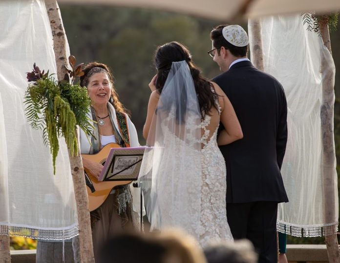 Alisa Fineman Wedding Officiant, Celebrant