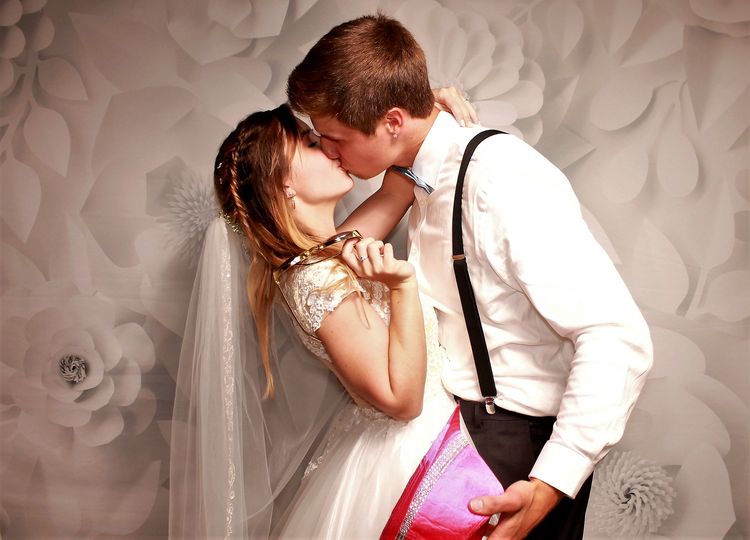 SillyShotz Photobooth Company