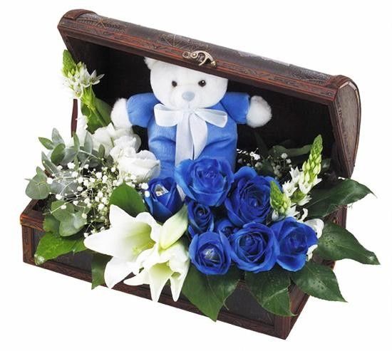 Designs by Doe Specialty Florist and Gifts