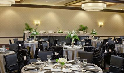DoubleTree by Hilton Hotel Cleveland Downtown - Lakeside