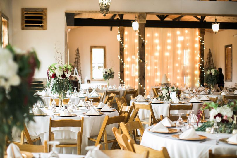 White Oaks Barn Venue Dahlonega Ga Weddingwire