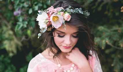 Dahlia Event Planning & Floral Design
