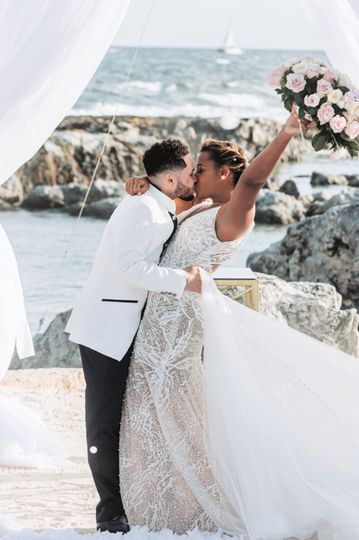 Simply Mary’ed Destination Weddings & Honeymoons