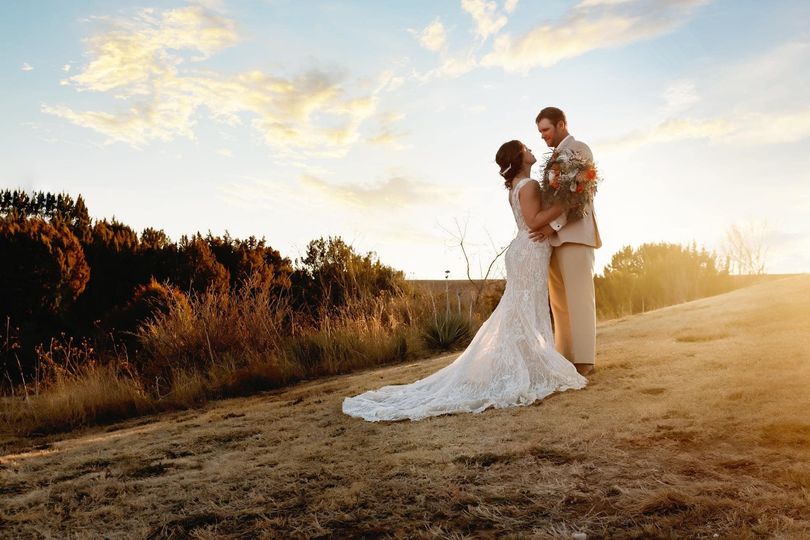 River Falls Venue & Lodges