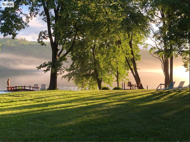 Elms Waterfront Cottages & Lodge