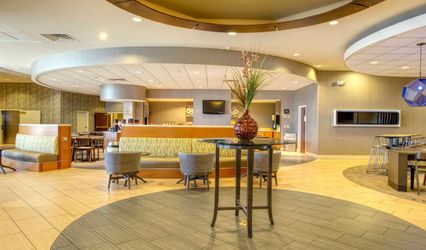 SpringHill Suites Lawrence Downtown