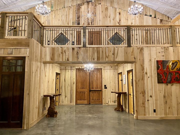 The Wedding Barn @ LIKAZOO