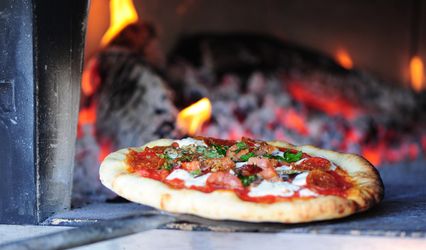 Pizza 900 Mobile wood fired pizzeria