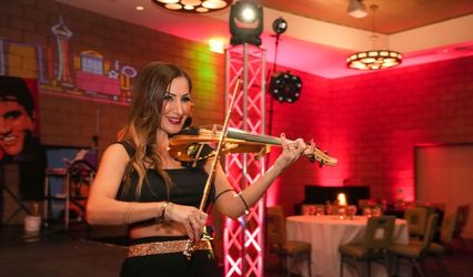Selin Eskandarian Violinist