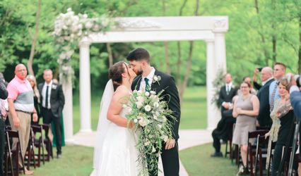 Courtney Lyles Photography