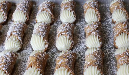 Uncle Joey's Cannoli