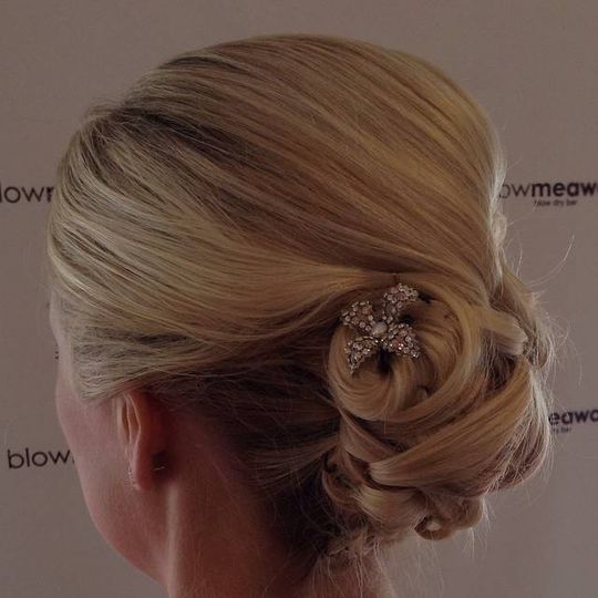 Blo Blow Dry Bar