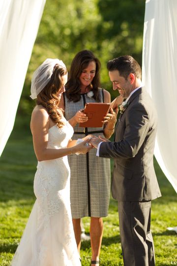 Stevi Hanson Wedding Officiant