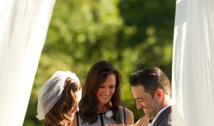 Stevi Hanson Wedding Officiant