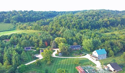 Hawk Valley Retreat & Cottages