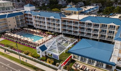 La Mer Beachfront Resort