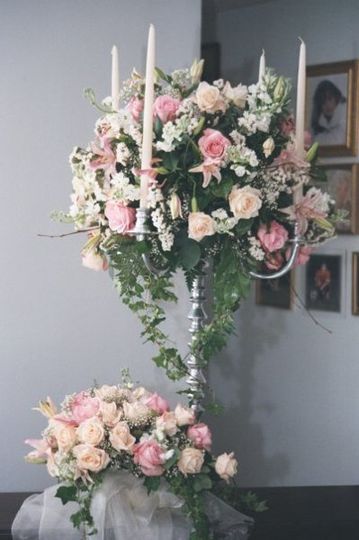 Accents & Flowers