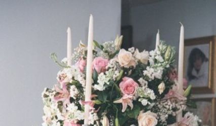 Accents & Flowers