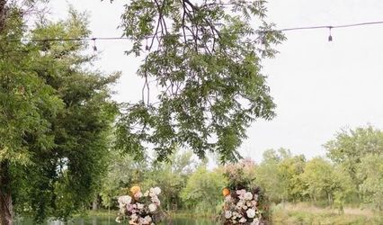 The Venue at Forest Lake