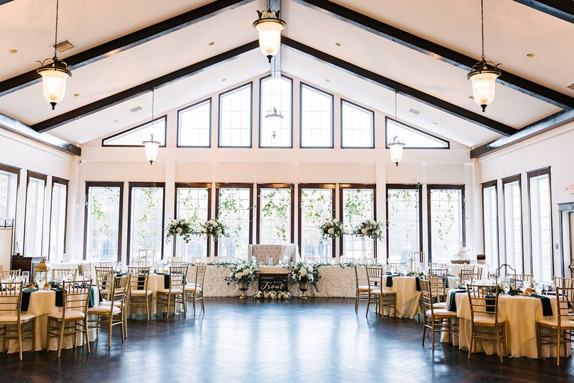 Running Deer Golf Club by Ron Jaworski Weddings