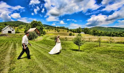 THE FARMHOUSE INN AT ROBINSON FARM