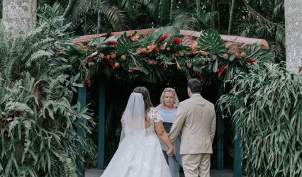 I Do’s by Lynn