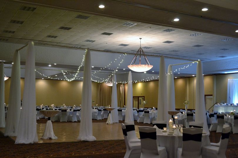 I Do Weddings Events Lighting Decor Hazen Nd Weddingwire