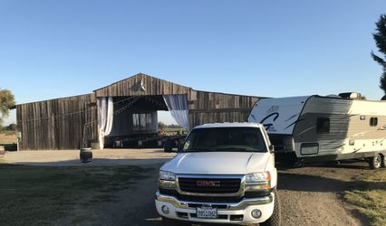 Glam Trailer